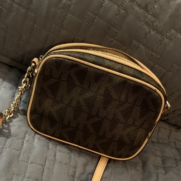 Michael Kora crossbody - Picture 2 of 4